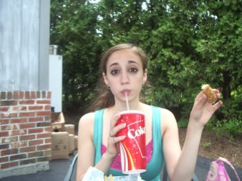 208676_1009441676673_3718_n